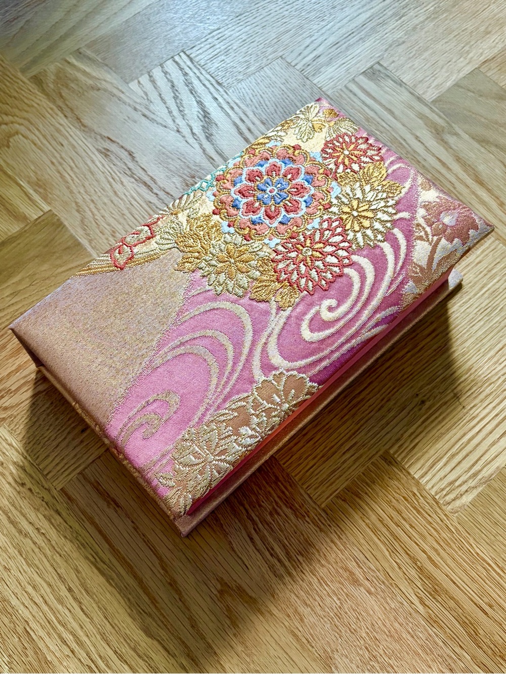 Vintage Japanese Handcrafted Box with Genuine Kimono Silk